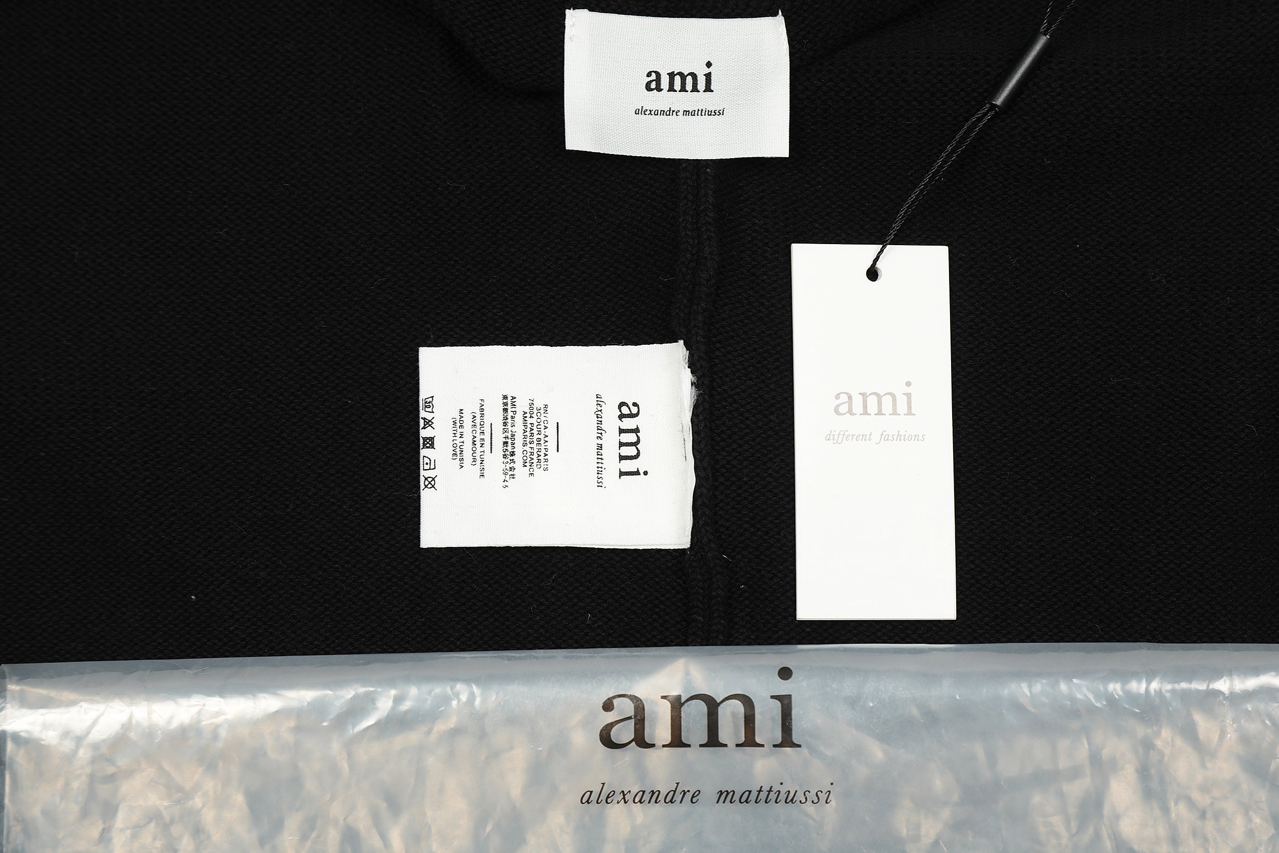 Ami Sleeveless Sweater