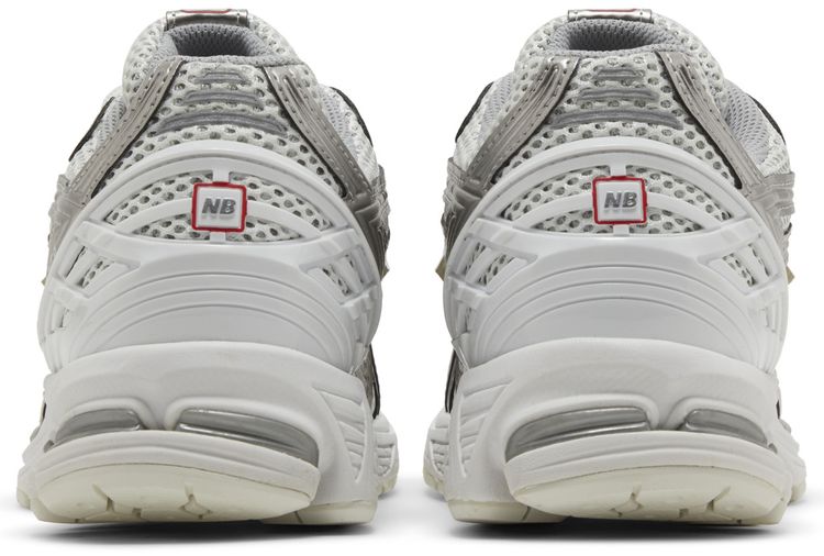 New Balance 1906r Silver