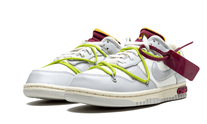 Nike® X Off-White® Dunk Low Lot 8